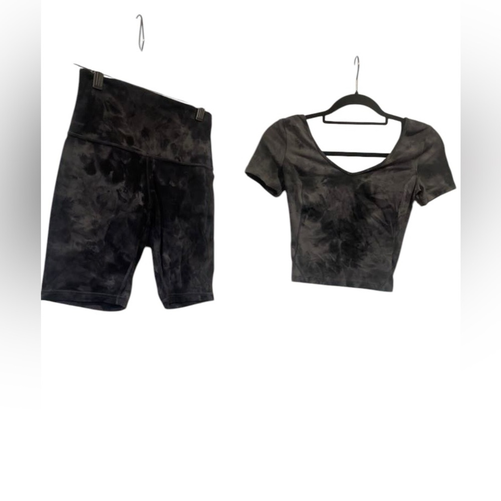 Lululemon align shorts and crop tee set Size 4 - Picture 1 of 5